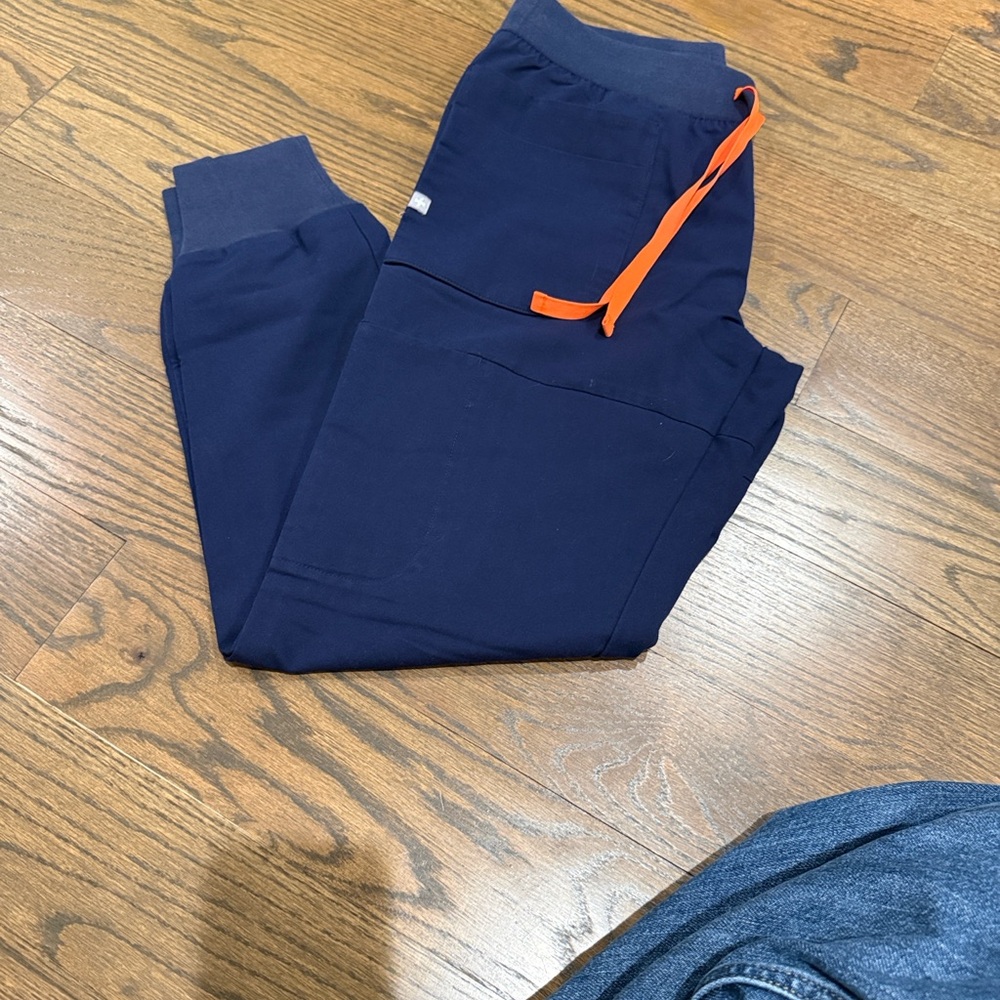 Figs Technical Collection Navy johgers with Orange Accents - small